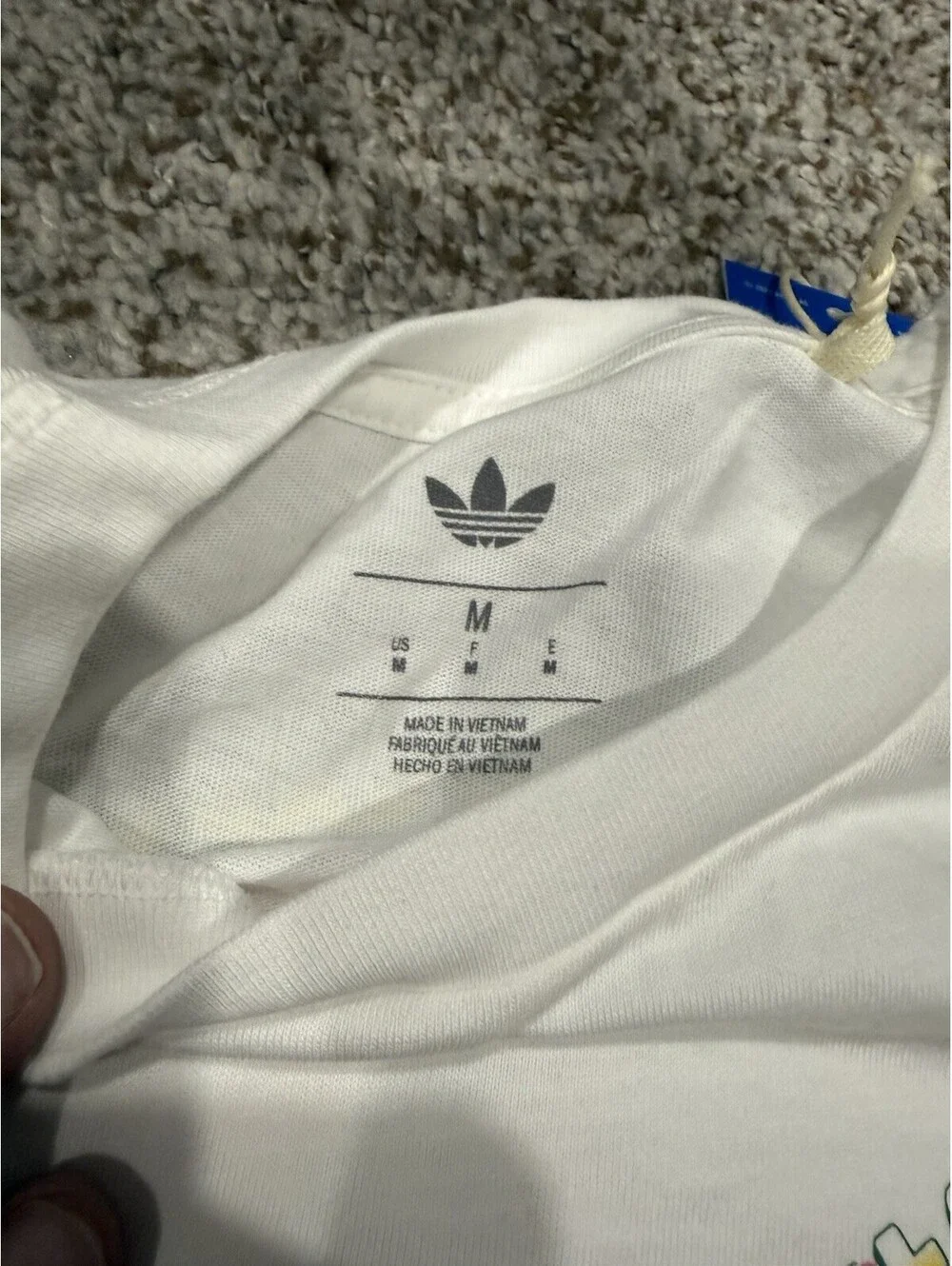 Adidas kids TREFOIL SERIES LOOSE TEE Size Medium